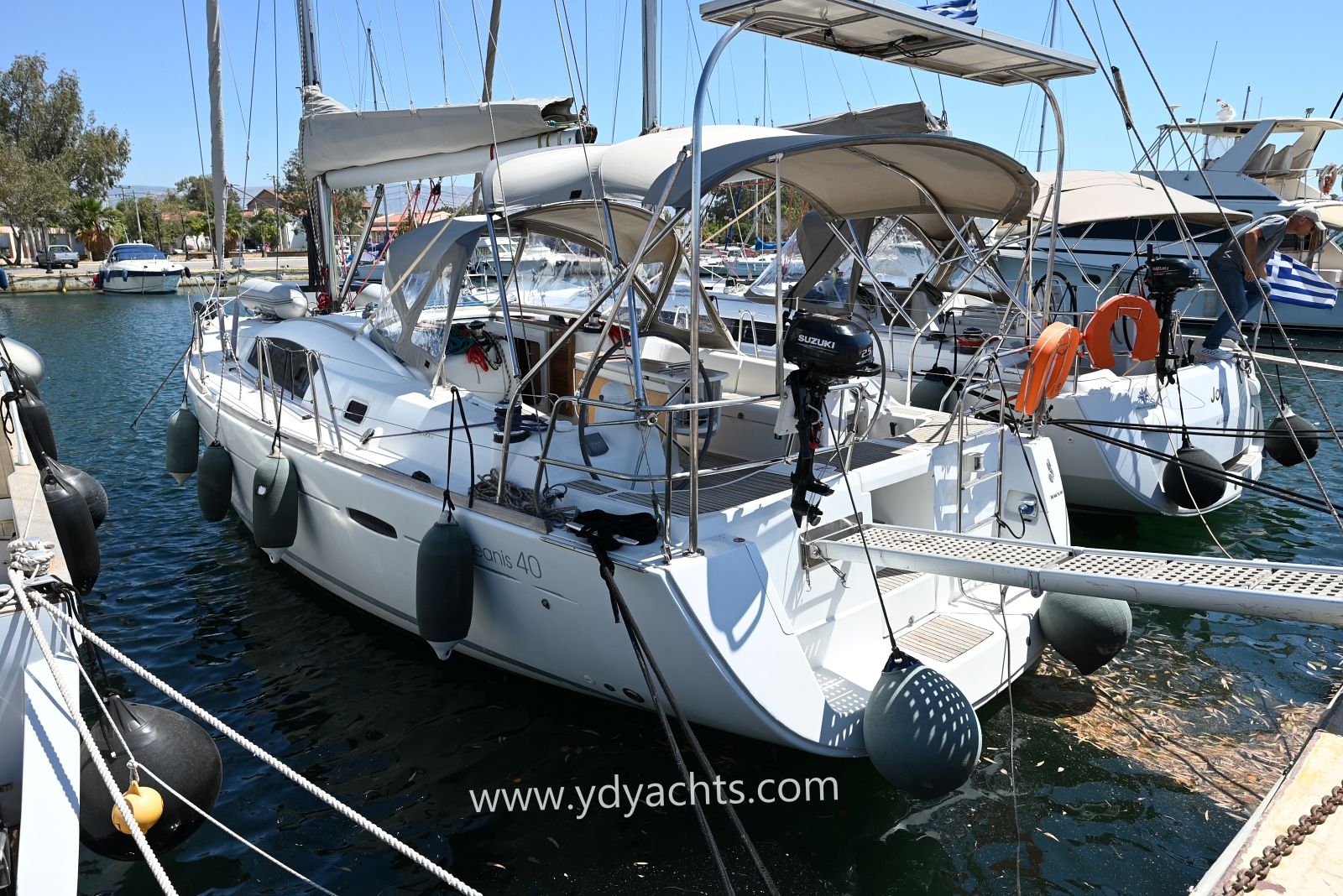 Beneteau Oceanis 40